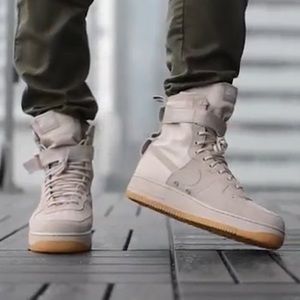Nike SF Special Field Air Force 1 String